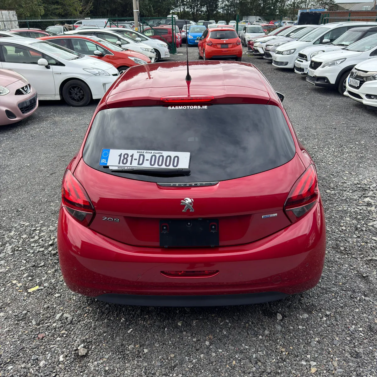 Peugeot 208 Automatic 2018 Low miles - Image 6