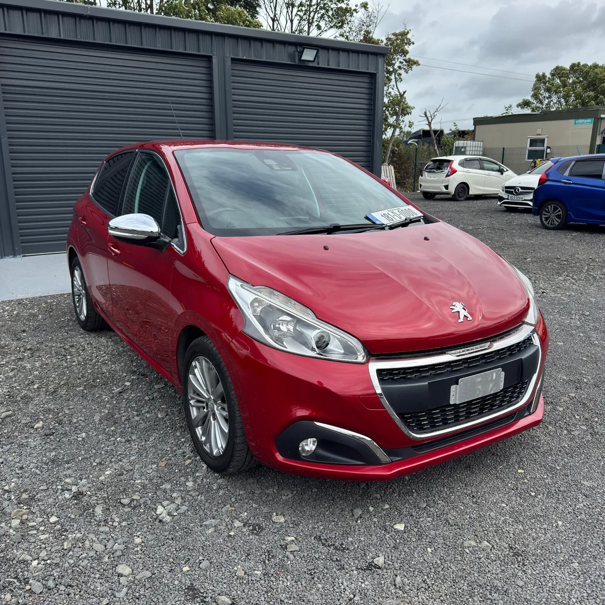 Peugeot 208 Automatic 2018 Low miles - Image 2
