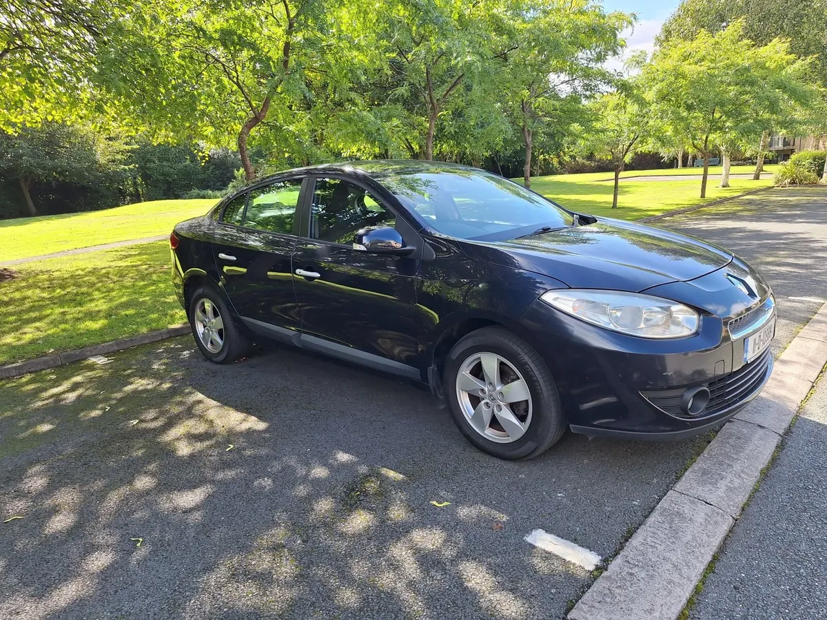 Renault Fluence 2011 - Image 3