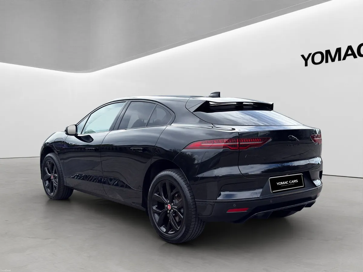 JAGUAR I-PACE EV400 BLACK EDITION AWD - Image 6