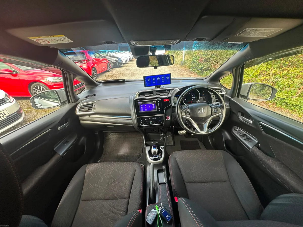 Honda Fit Hybrid S-Model - Image 5