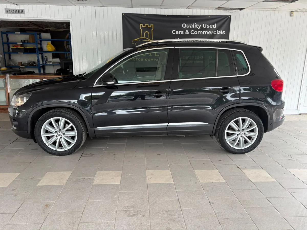 2014 Volkswagen Tiguan  2.0TDI Sport low km - Image 4