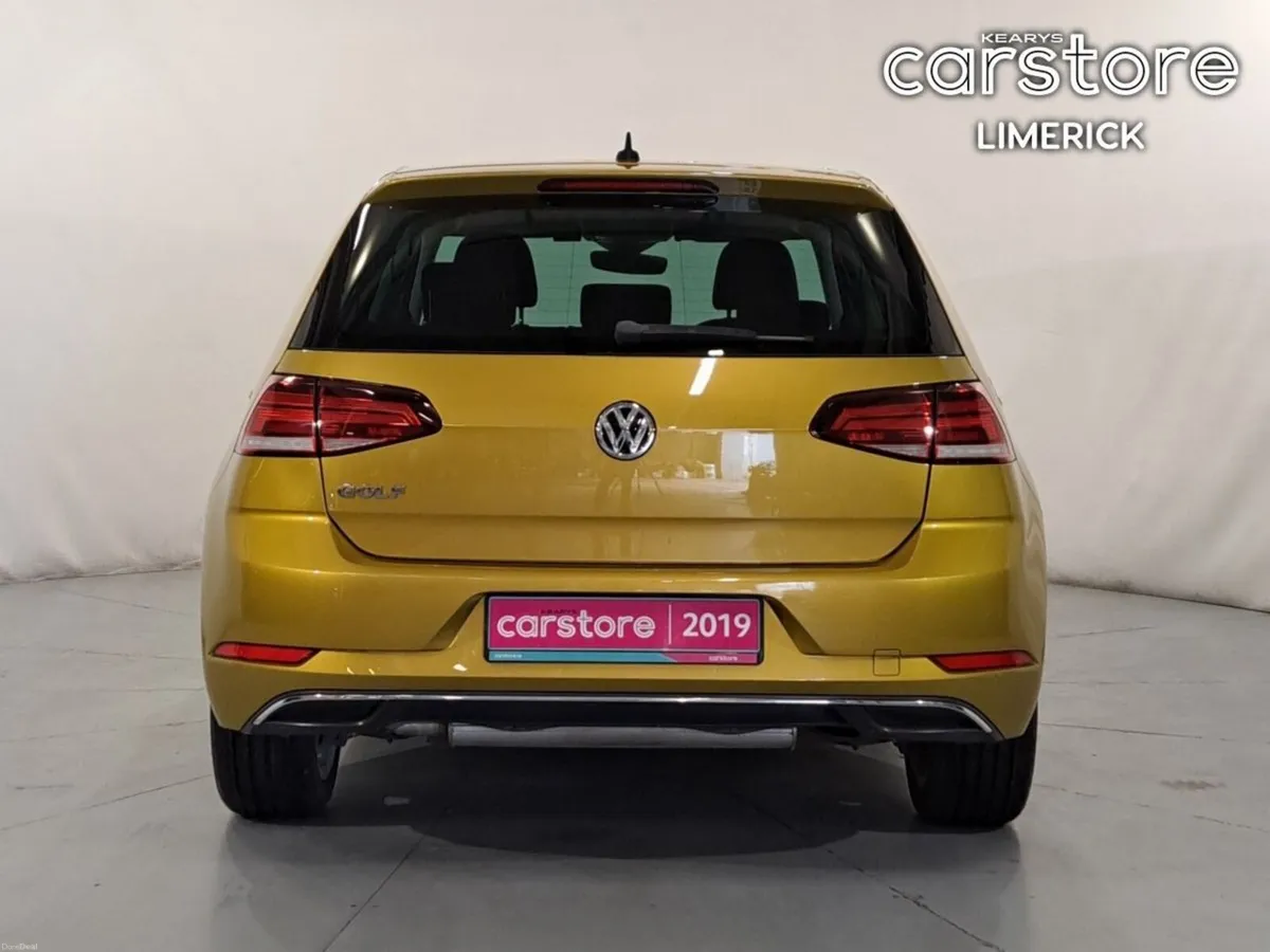 Volkswagen Golf TSI Comfort Line with Tech Pack - Image 4