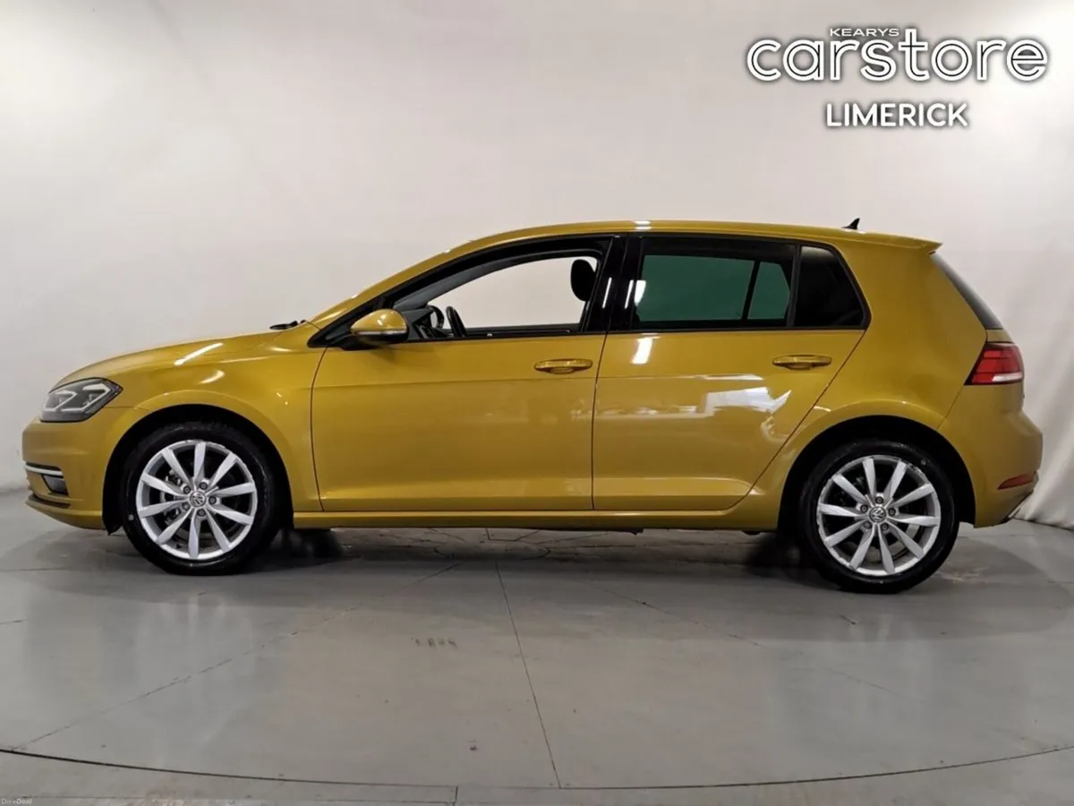 Volkswagen Golf TSI Comfort Line with Tech Pack - Image 6