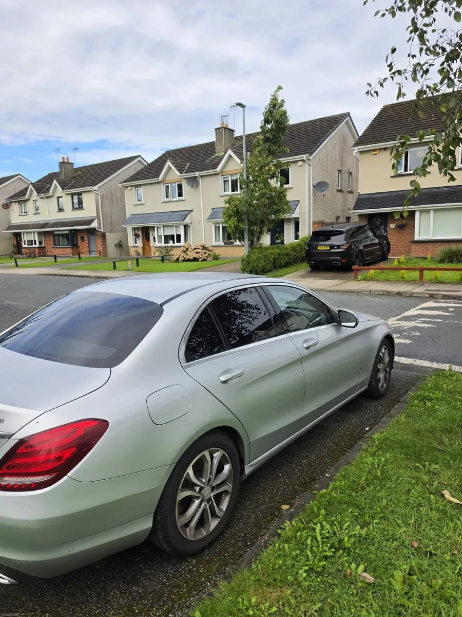 Mercedes-Benz C-Class 2018 - Image 3