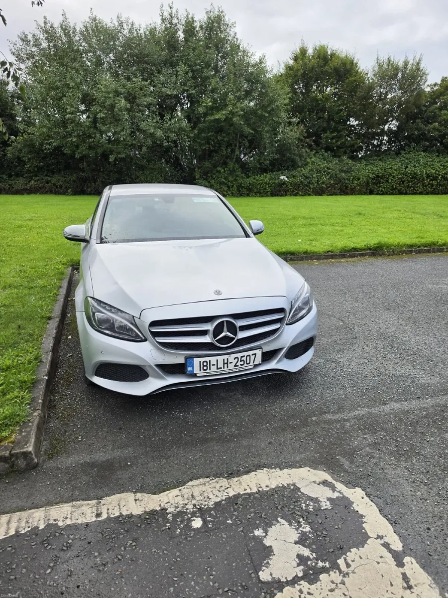 Mercedes-Benz C-Class 2018 - Image 2