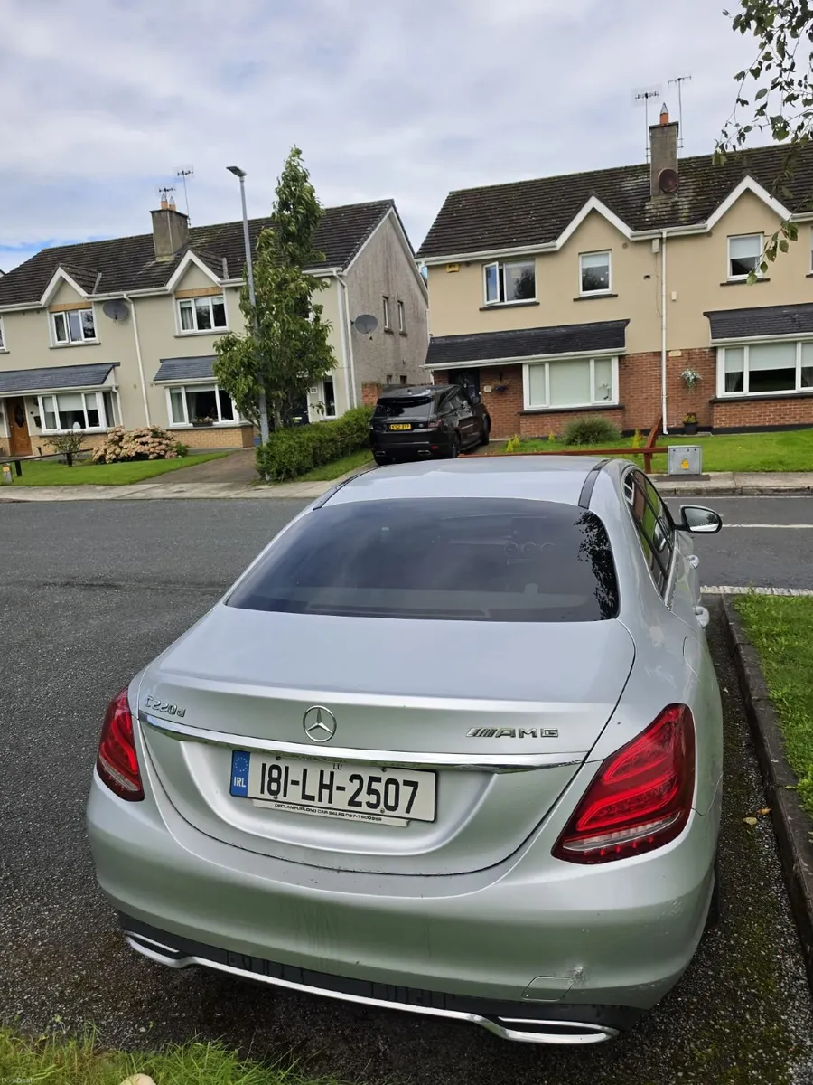 Mercedes-Benz C-Class 2018 - Image 4