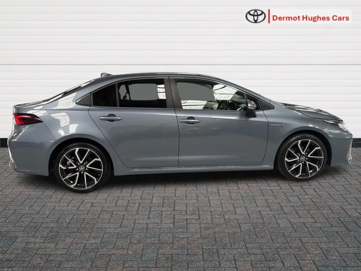 Toyota Corolla HYBRID SOL SALOON - Image 3