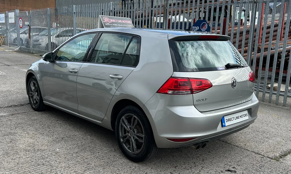2014 Volkswagen Golf Highline - Image 6