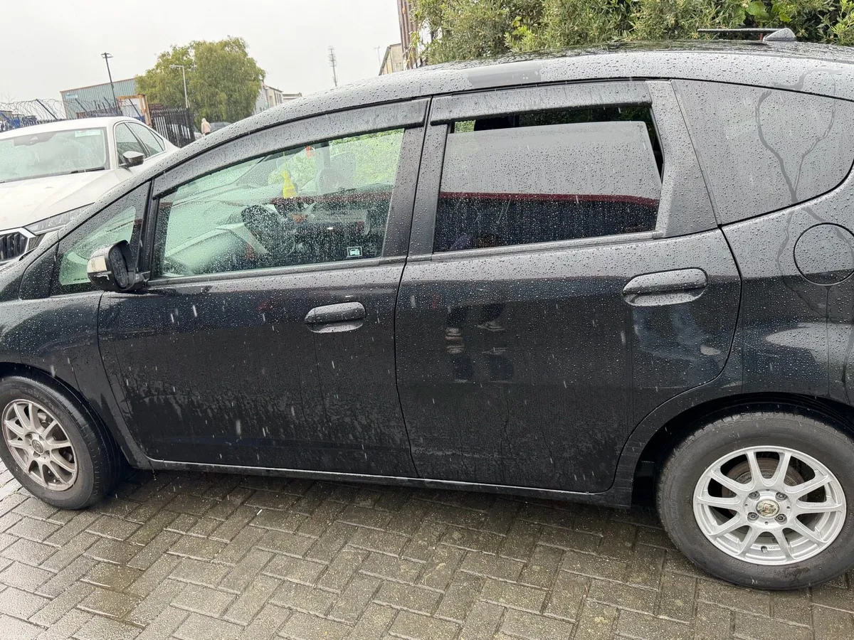 Selling my car - Image 3