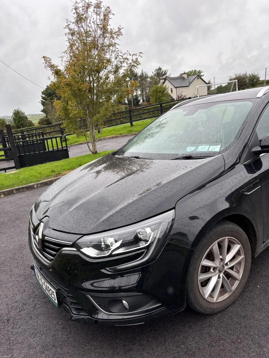 Renault Megane 2019 - Image 1