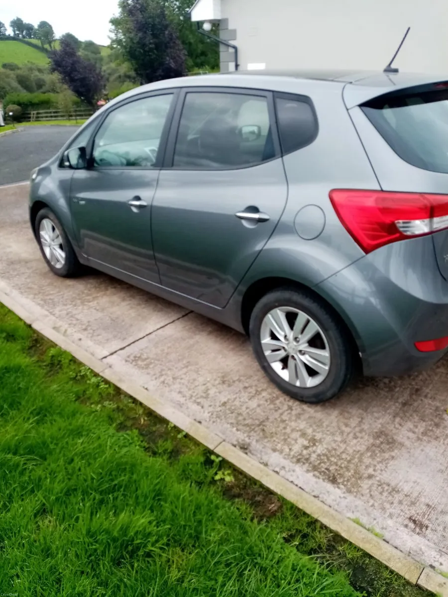 Car - Image 6