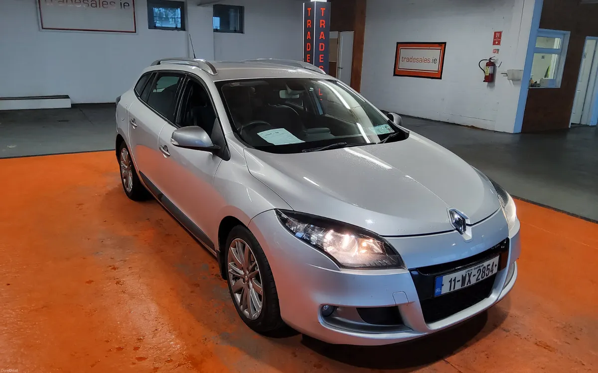 Renault Megane 2011 - Image 1