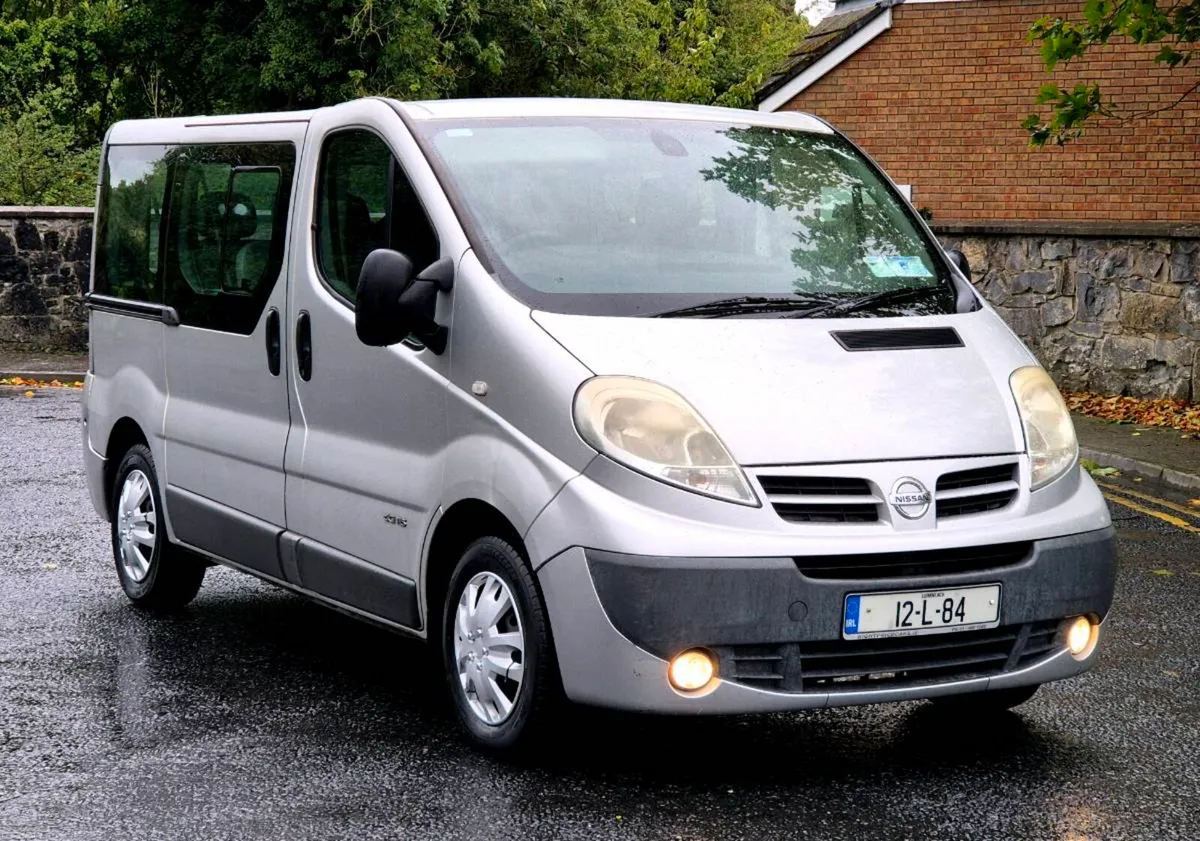 Nissan Primstar 9 Seater - Image 3