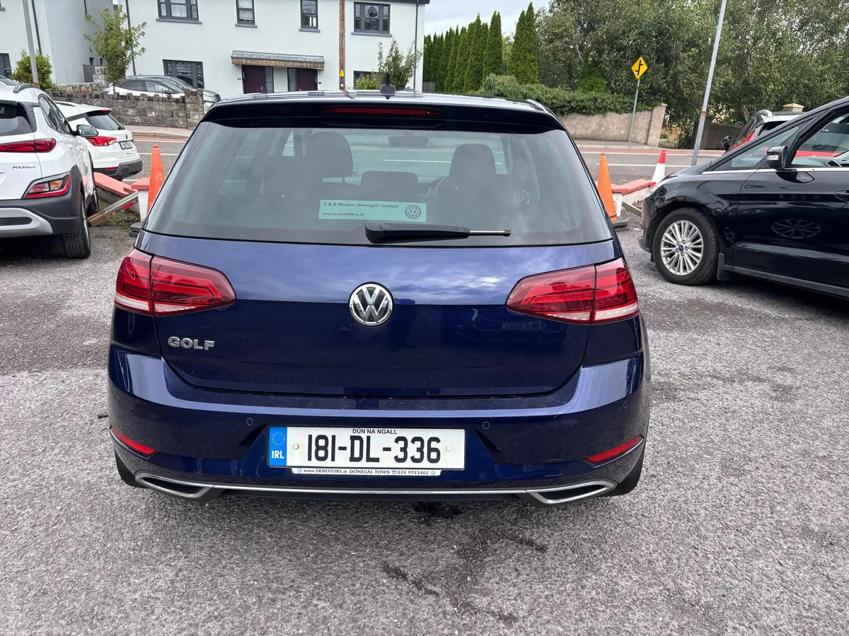 Volkswagen Golf 2018  HIGHLINE  PETROL - Image 4