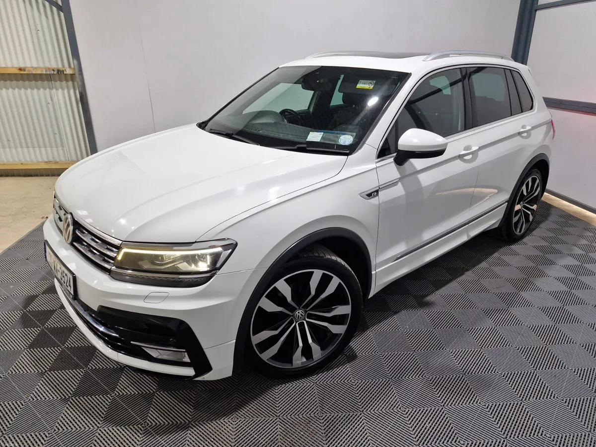 17 Volkswagen Tiguan R Line 2.0 TDi Auto - Image 5