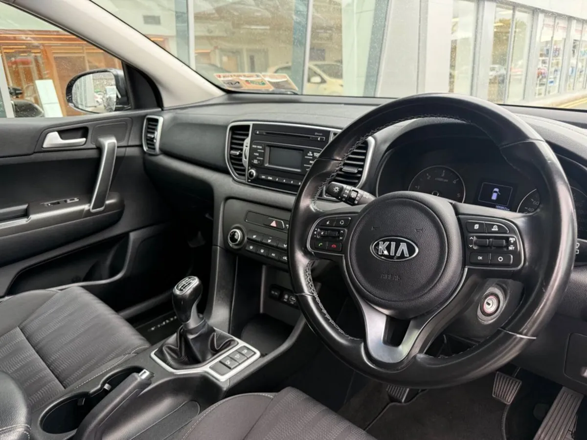 Kia Sportage LX 5DR - Image 2