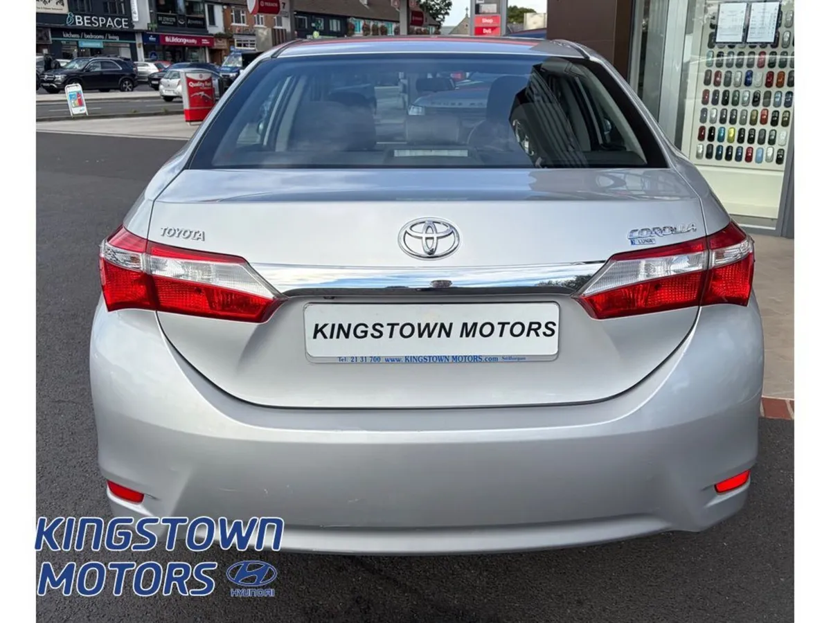Toyota Corolla 1.4 D-4D Luna 4DR - Image 4
