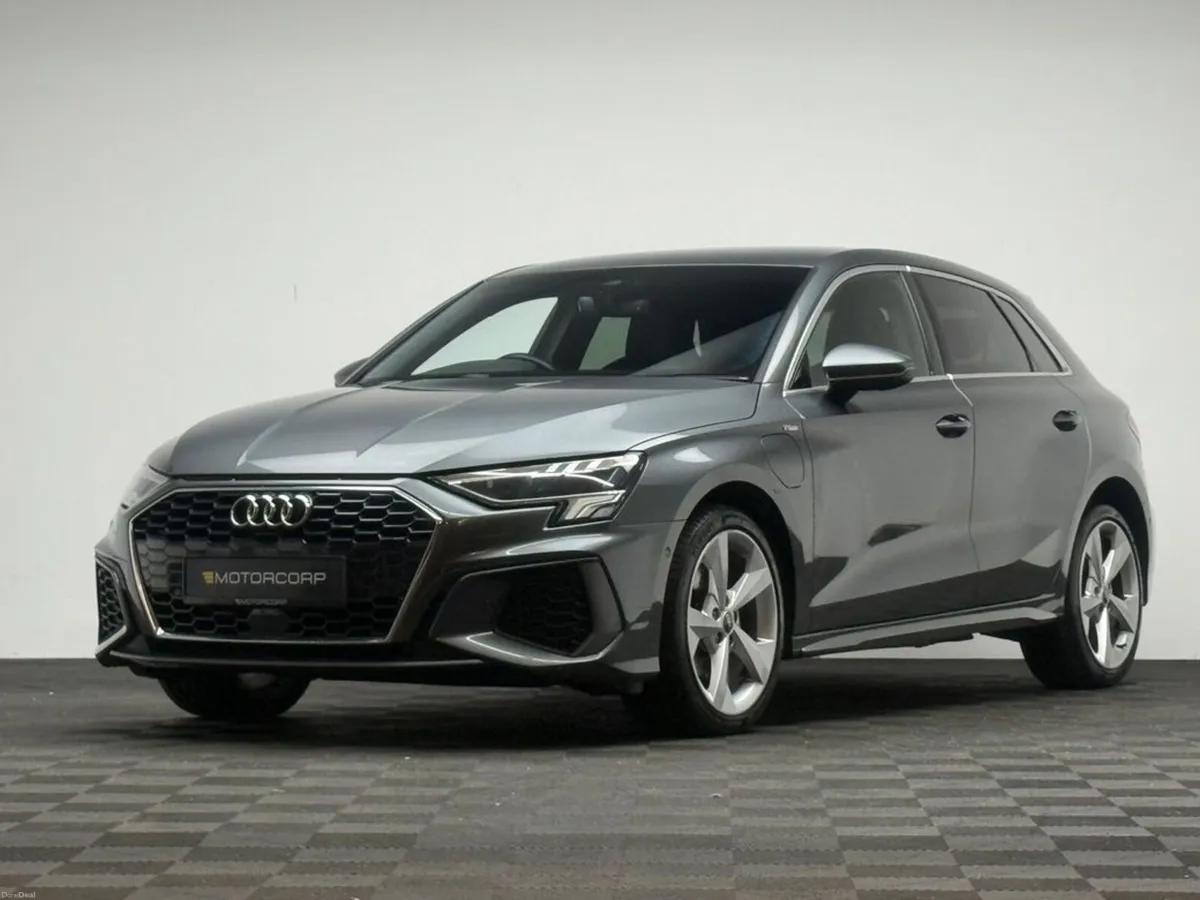 Audi A3 S LINE SPORTBACK 40 TFSI E - Image 3