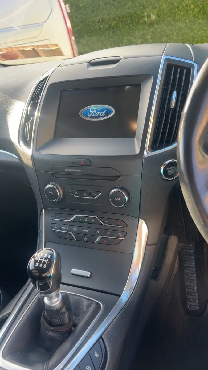 Ford galaxy - Image 6