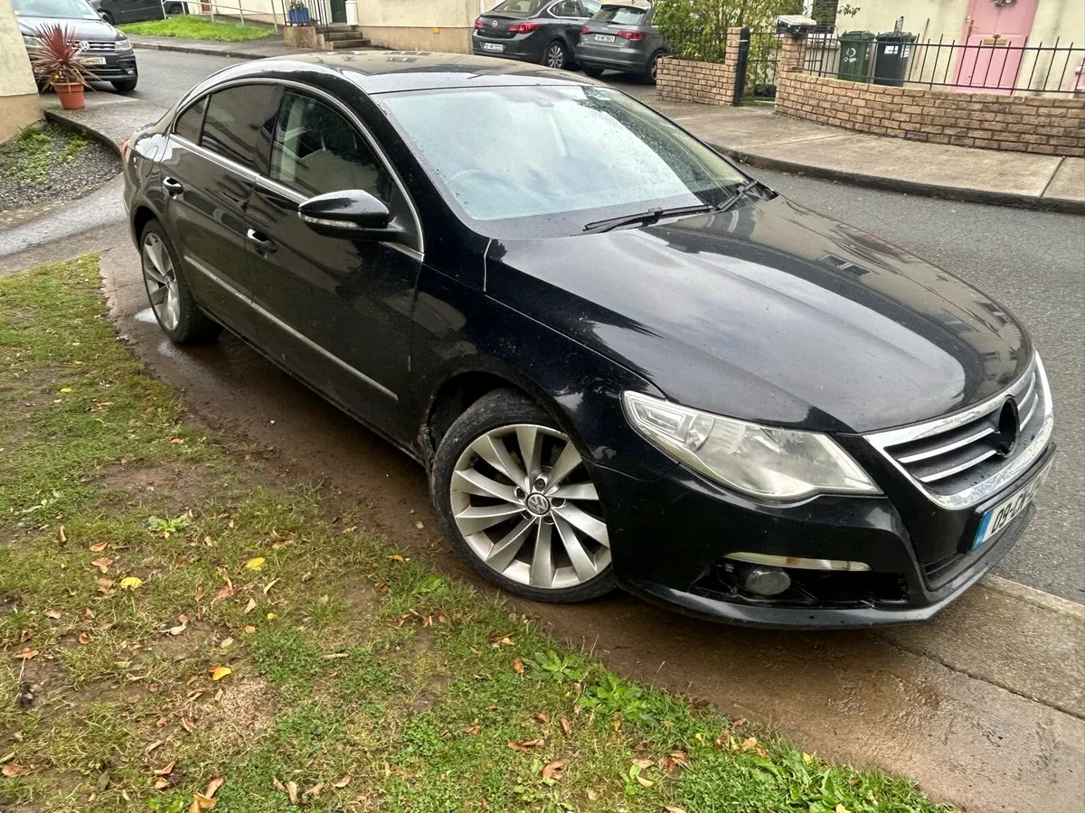 2009 Volkswagen Passat - Image 5