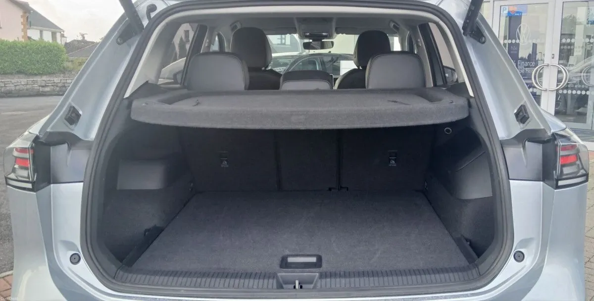 Volkswagen Tiguan EDITION 75 2.0TDI DSG 150HP **WI - Image 6