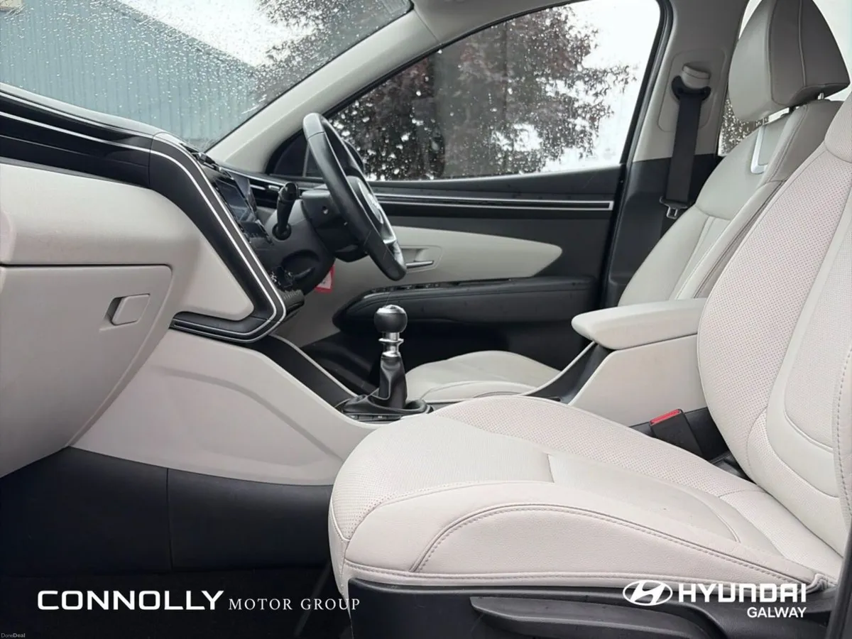 Hyundai Tucson 2WD Executive 4.9% low fin - Image 5