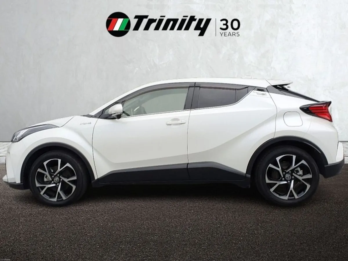 Toyota C-HR ** Z HYBRID ** HUGE SPEC ** TRINITY MO - Image 5