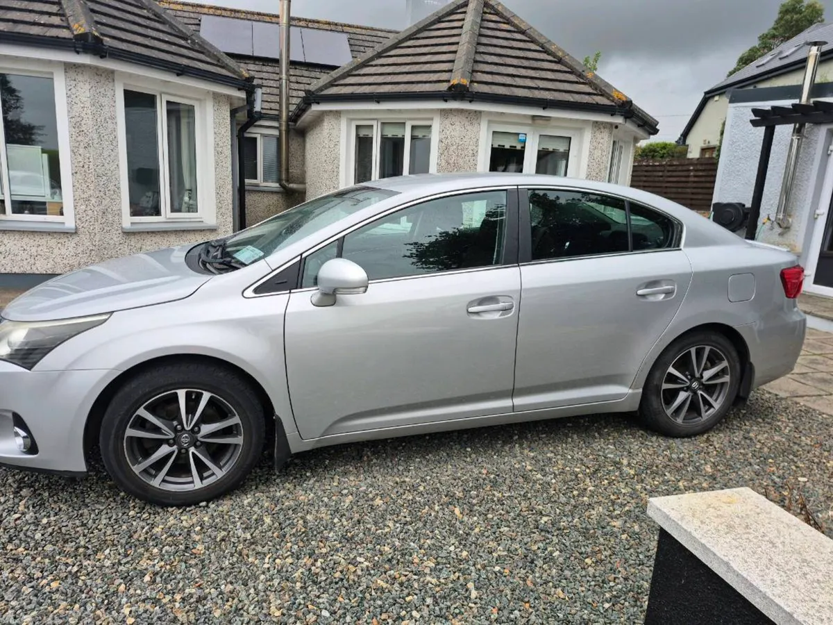 Toyota Avensis 2.0 D4D ICON (142) - Image 2