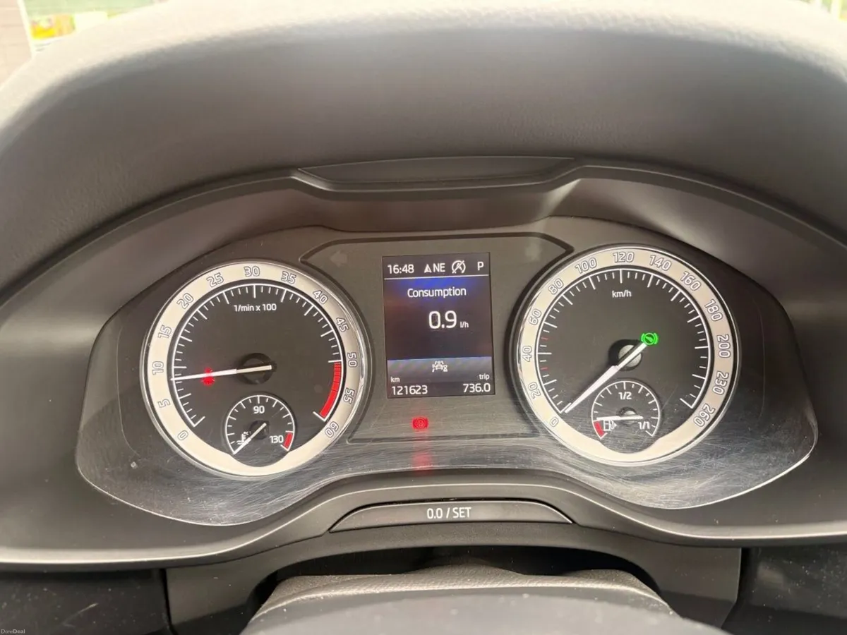 Skoda Kodiaq 2.0 TDI DSG STYLE Sunroof 7 Seat - Image 6
