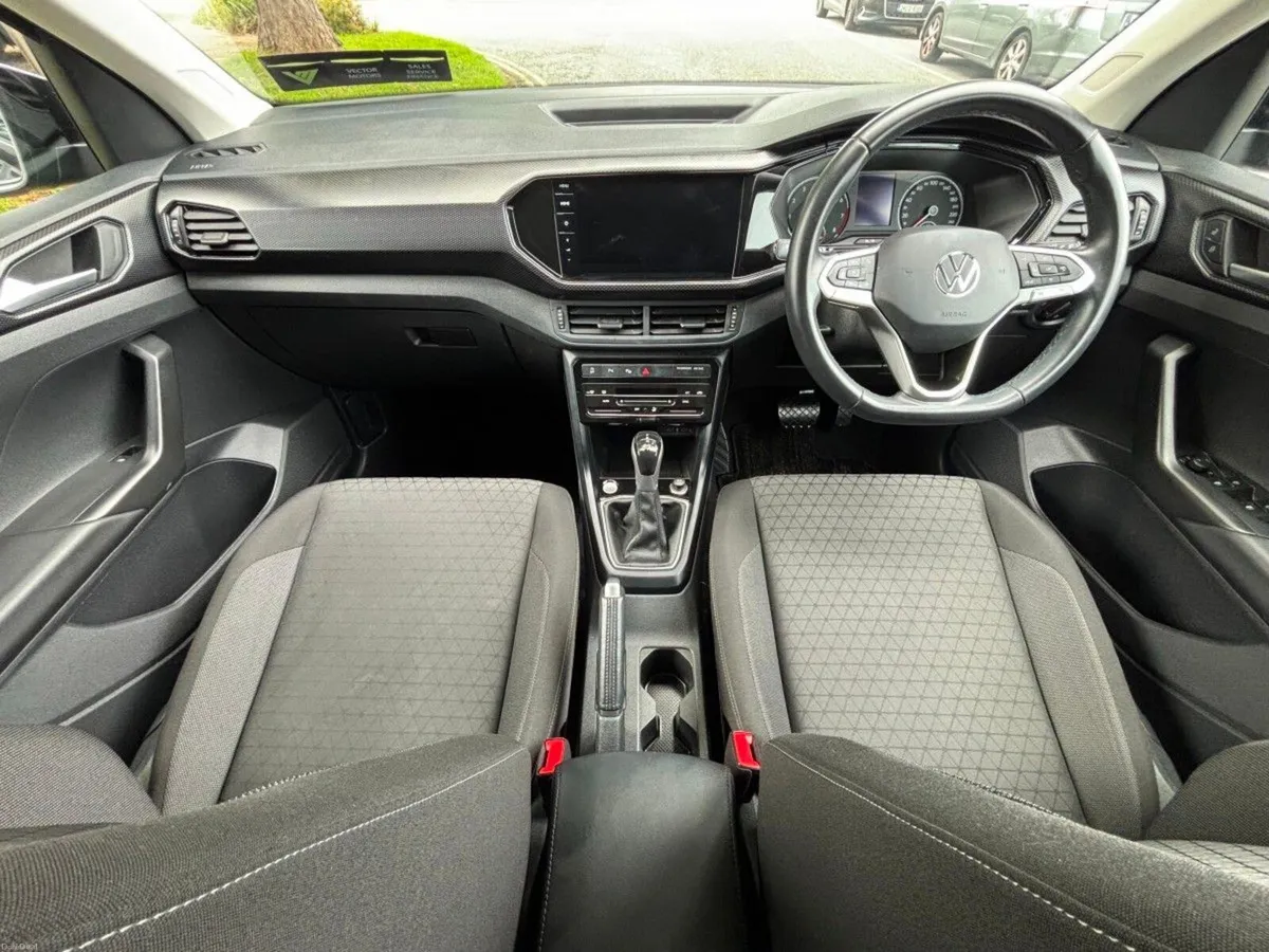 Volkswagen T-Cross 1.0 TSI PRTROL AUTO ACTIVE 12 M - Image 2