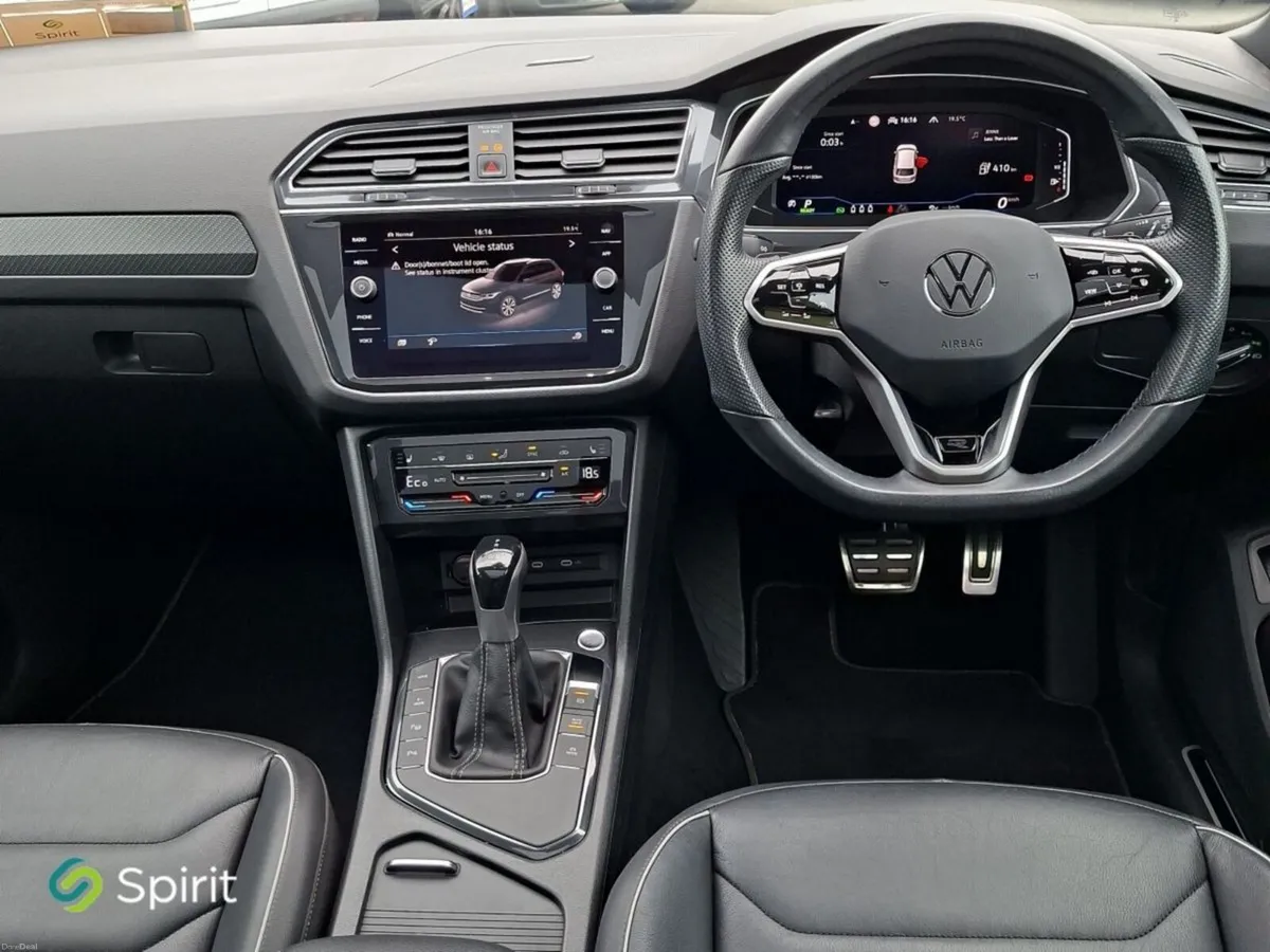 Volkswagen Tiguan PHEV 245HP R-Line SUN ROOF - Image 4