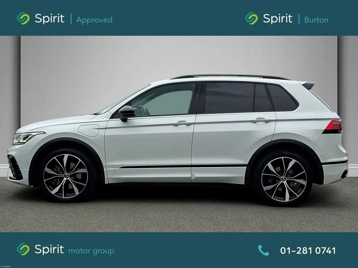 Volkswagen Tiguan PHEV 245HP R-Line SUN ROOF - Image 6