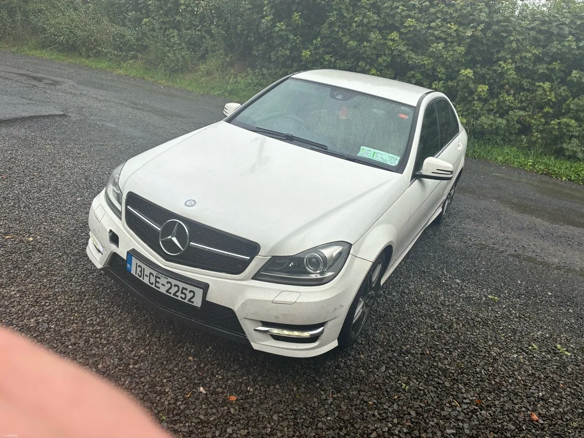 Mercedes-Benz c250 - Image 2