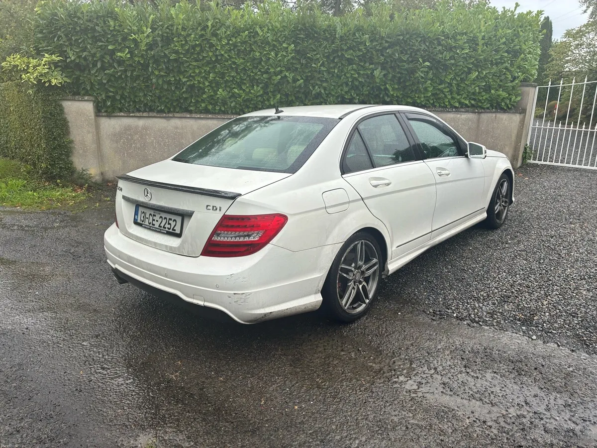 Mercedes-Benz c250 - Image 5