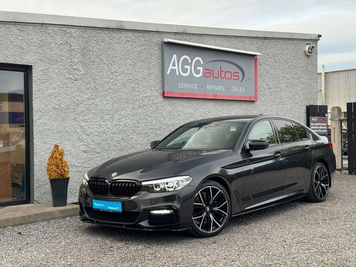 BMW 520D M SPORT - Image 1