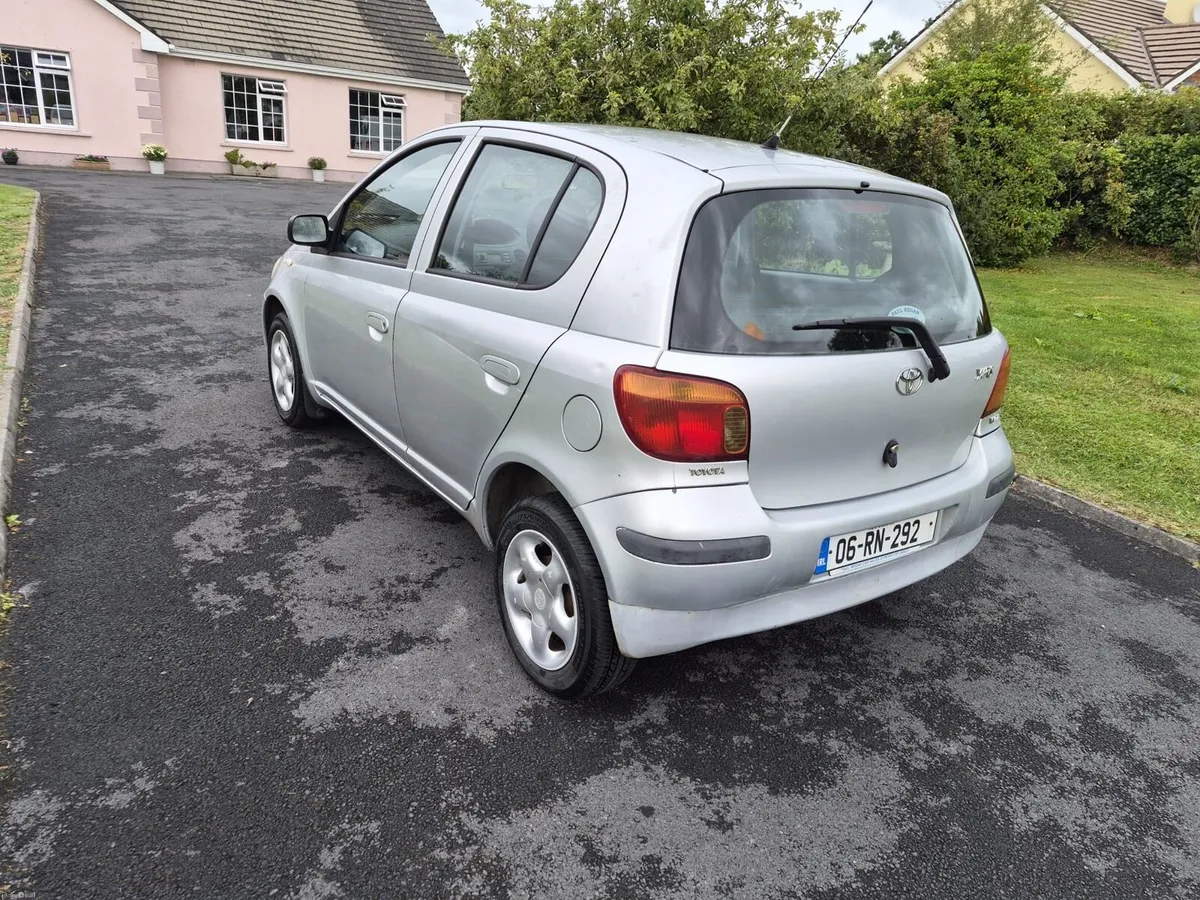 Toyota Yaris - Image 4