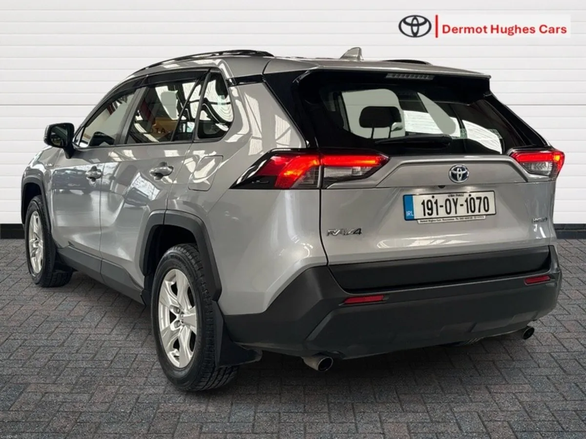 Toyota RAV4 HYBRID AURA 2WD 4DR AUTO - Image 2