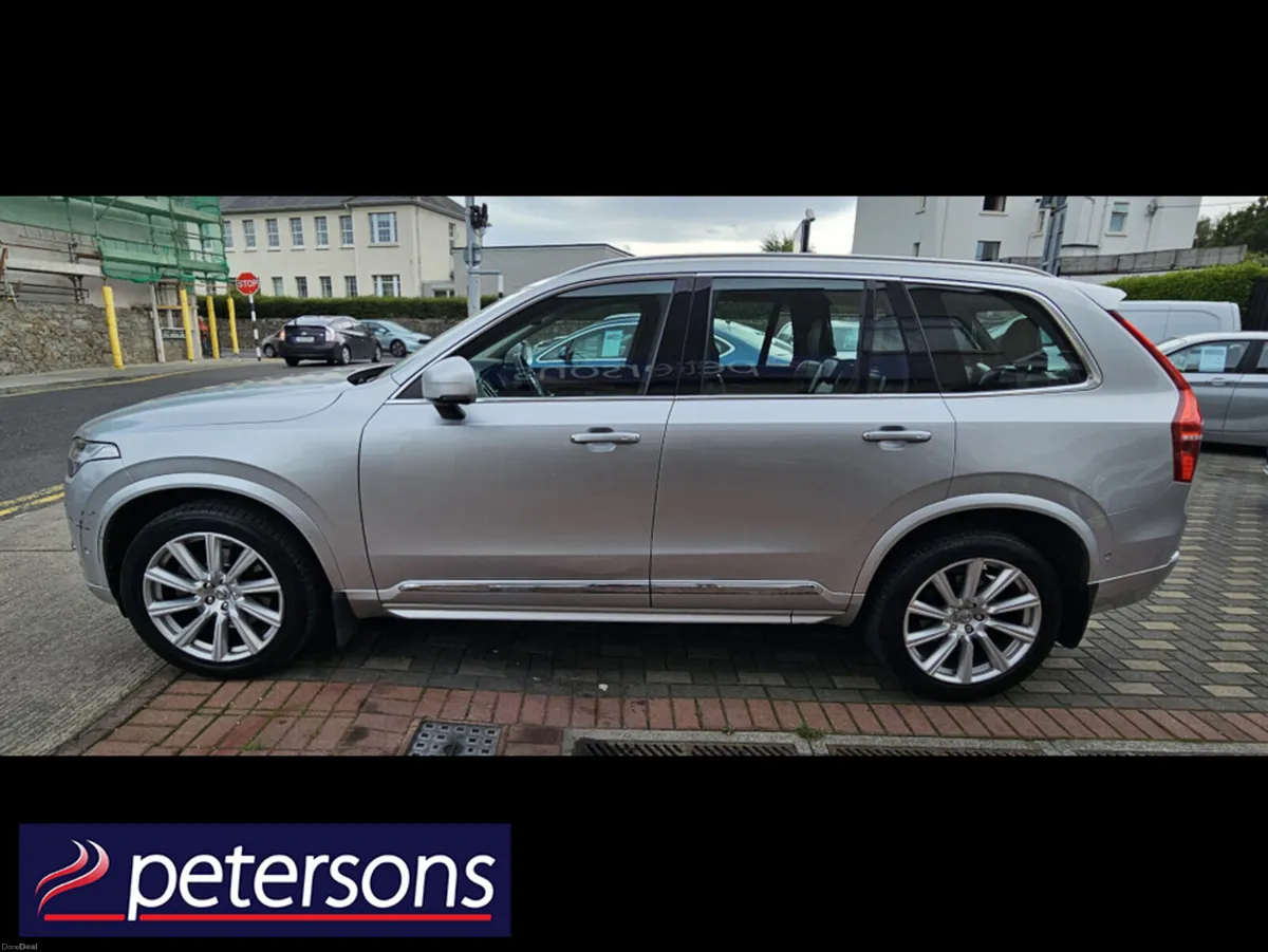 Volvo XC90 D5 AWD INSCRIPTION GT 5DR AUTOMATIC - Image 5