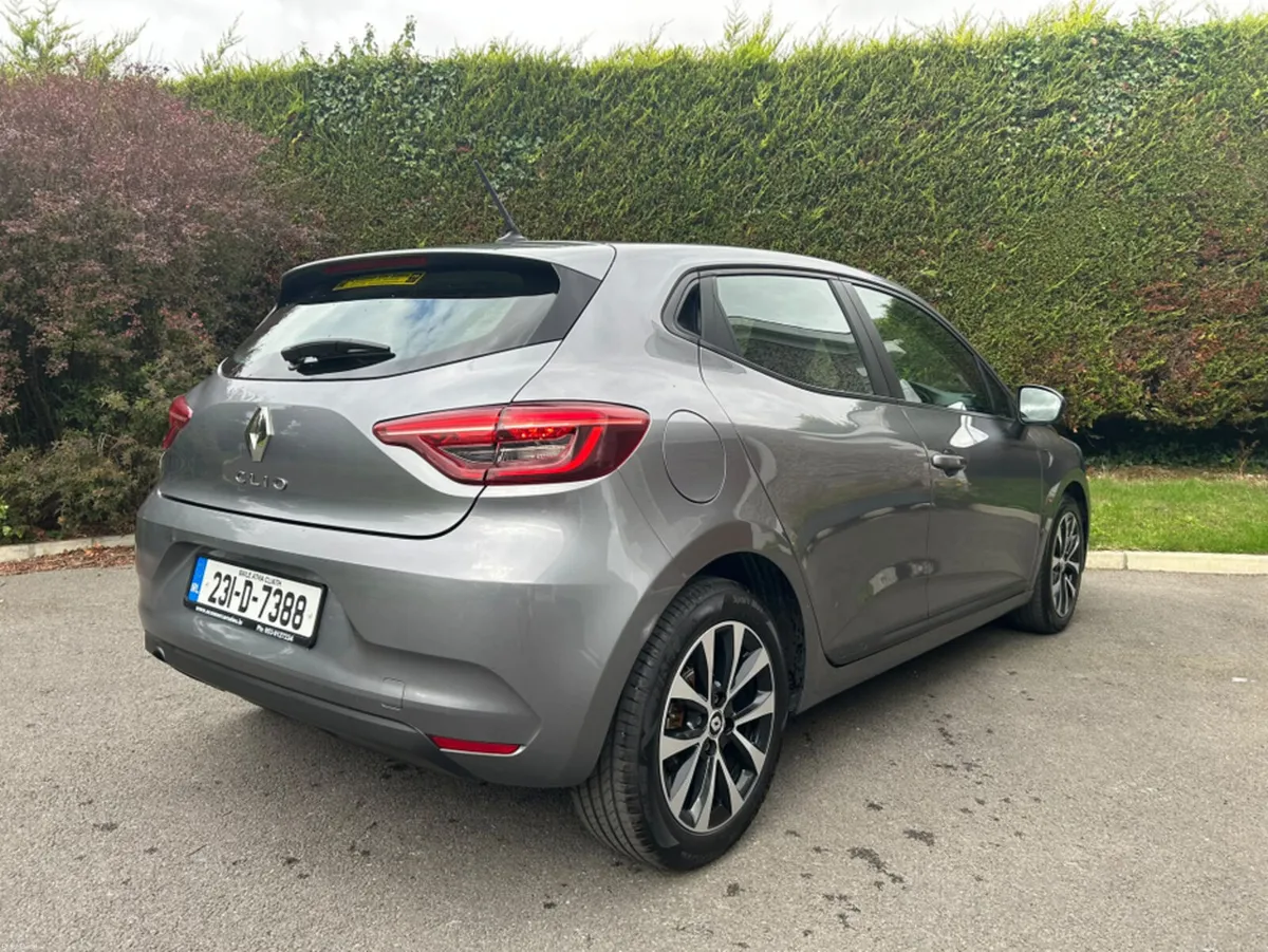 Renault Clio EQUILIBRE TCE 90 MY22.5 5 5DR - Image 5