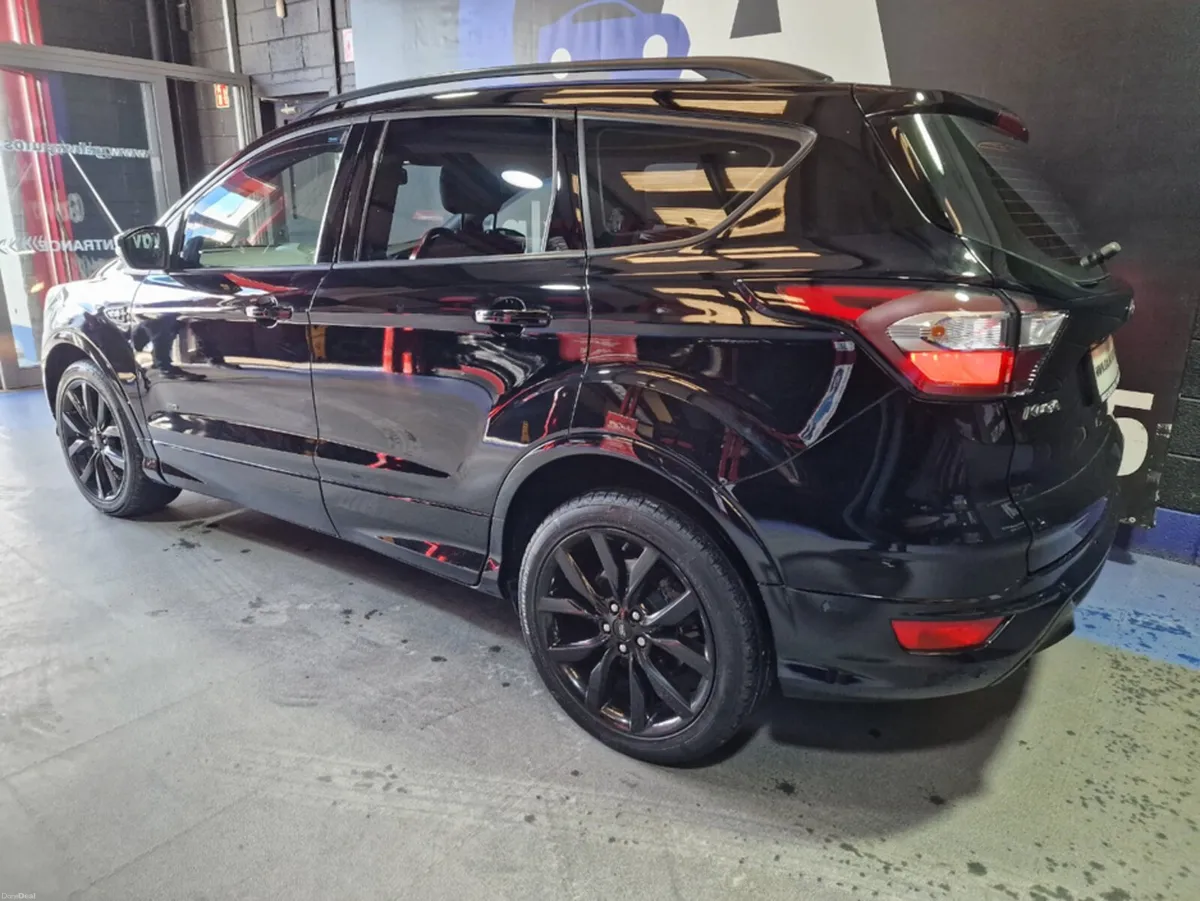 Ford Kuga ST-LINE X AUTO 2.0 TDCI 4X4 **PAN SUNROO - Image 6