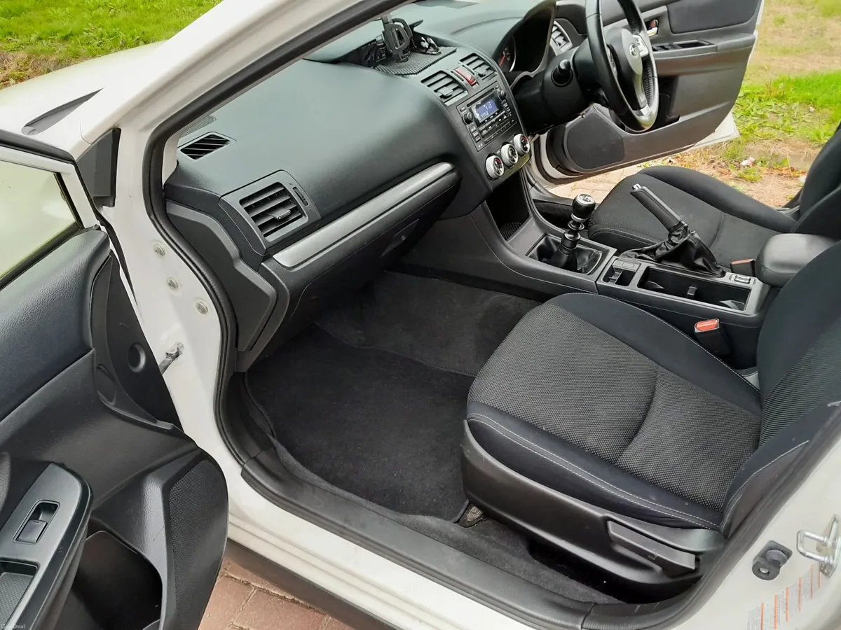 Subaru XV 2015 4x4 150hp - Image 6