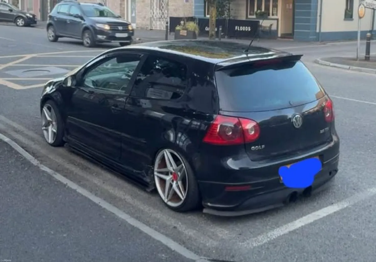 2008 Volkswagen Golf - Image 3