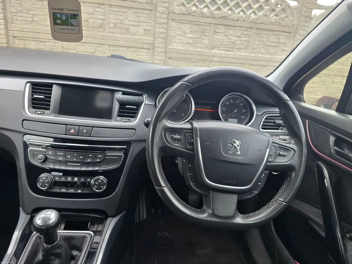 Peugeot 508 2011 - Image 2