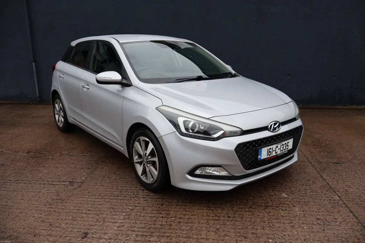 Hyundai i20 Deluxe 63,000Km New NCT Exceptional! - Image 3
