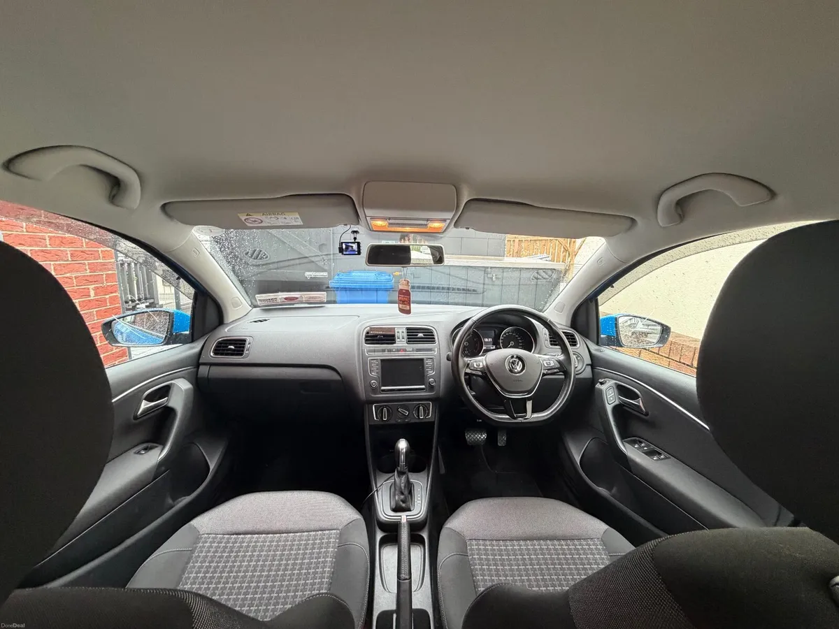 Volkswagen Polo 2015 - Image 6