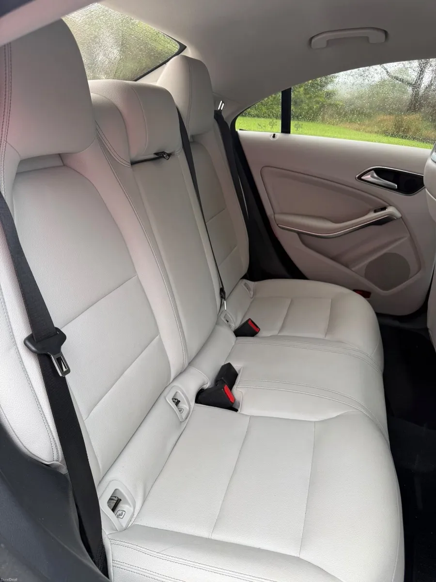 Mercedes Cla - Image 4