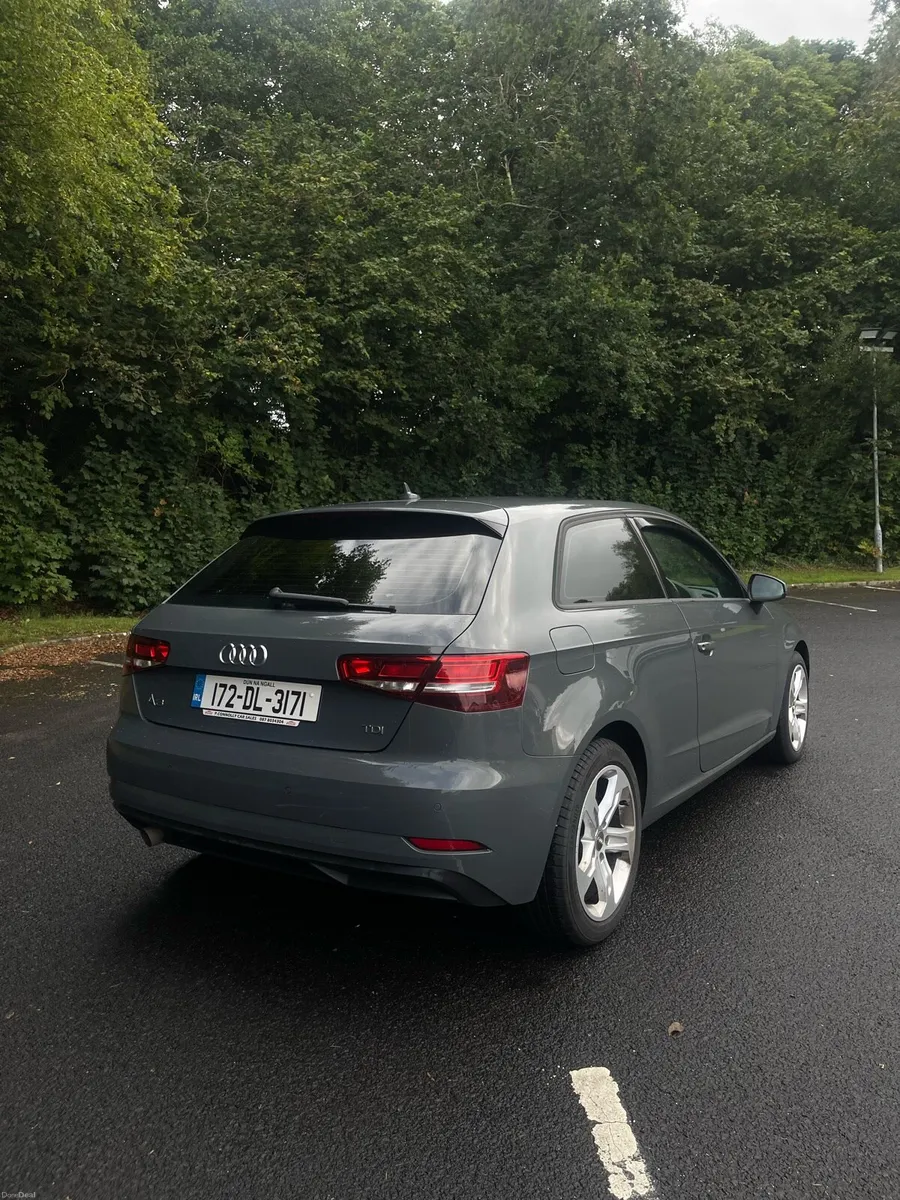 AUDI A3 SE TECHNIK TDI 116 3DR - Image 2