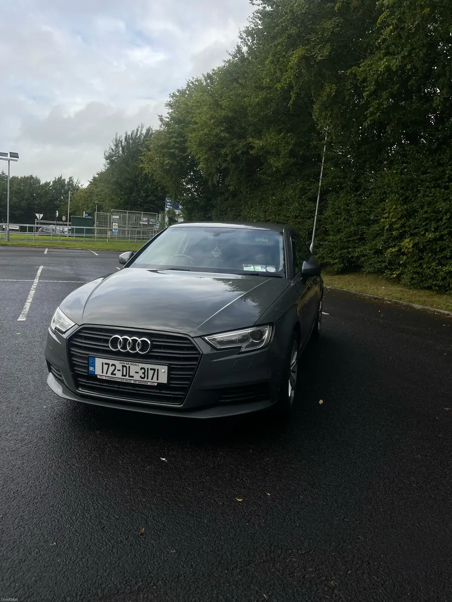 AUDI A3 SE TECHNIK TDI 116 3DR - Image 4