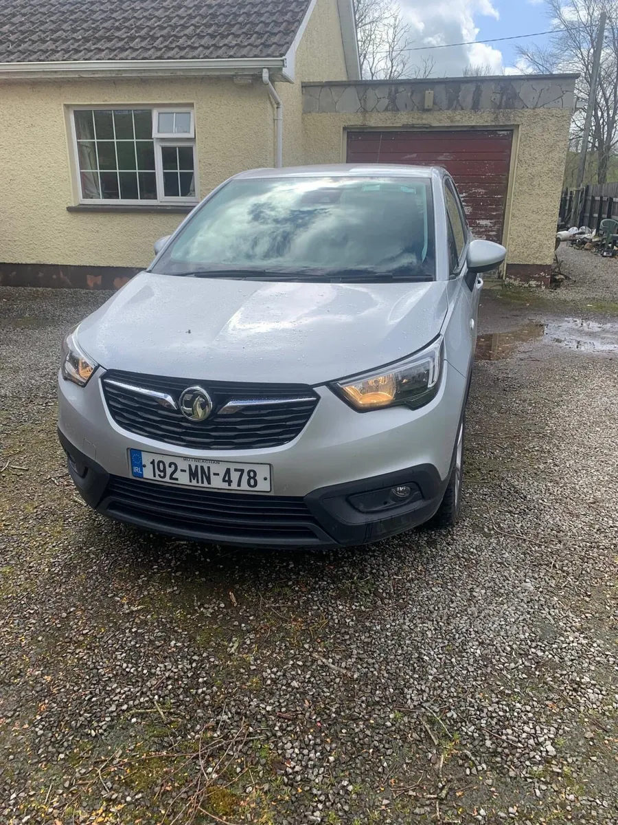 Vauxhall Crossland X - Image 1